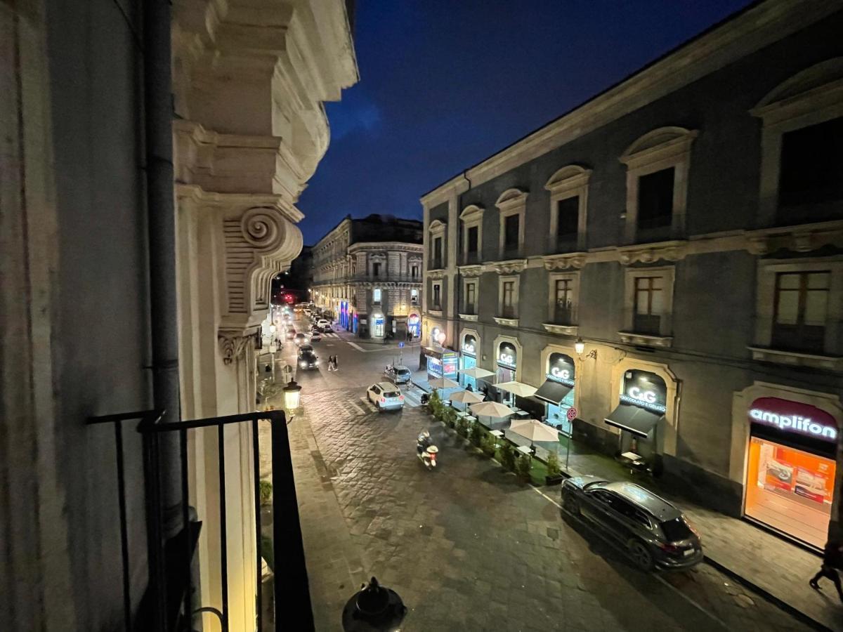 Casa Vacanze Il Duomo Catania Exterior photo